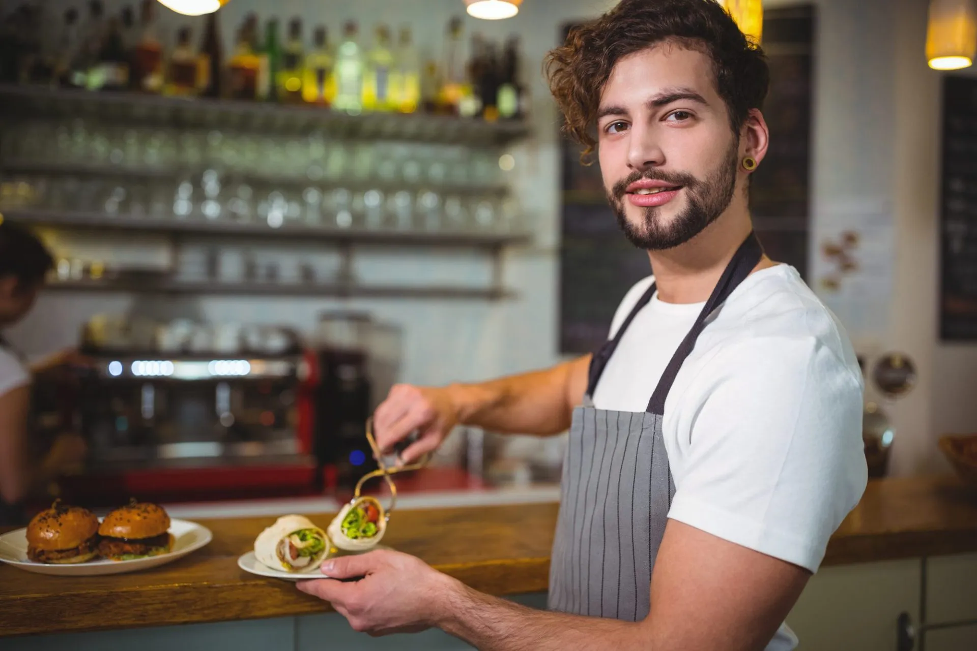 Técnico(a) de Cozinha e Restauração